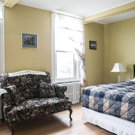 Le 227 Laurier B&B Gatineau Dış mekan fotoğraf