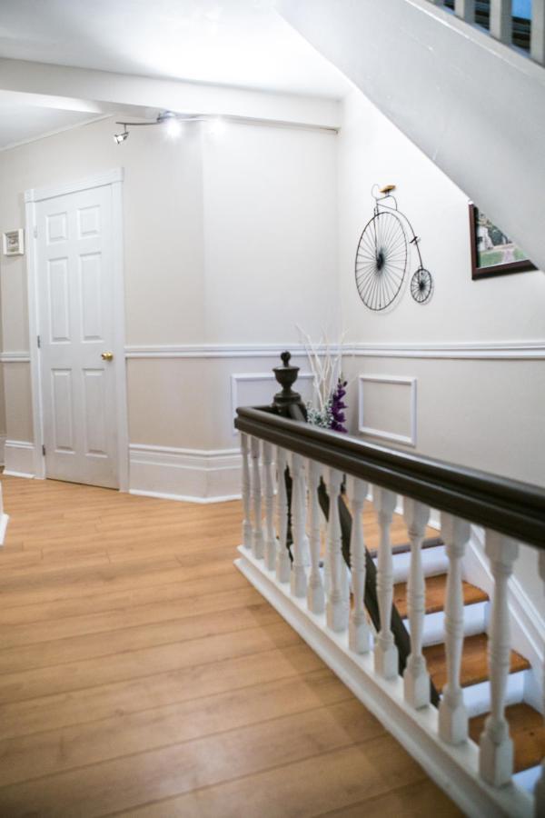 Le 227 Laurier B&B Gatineau Dış mekan fotoğraf